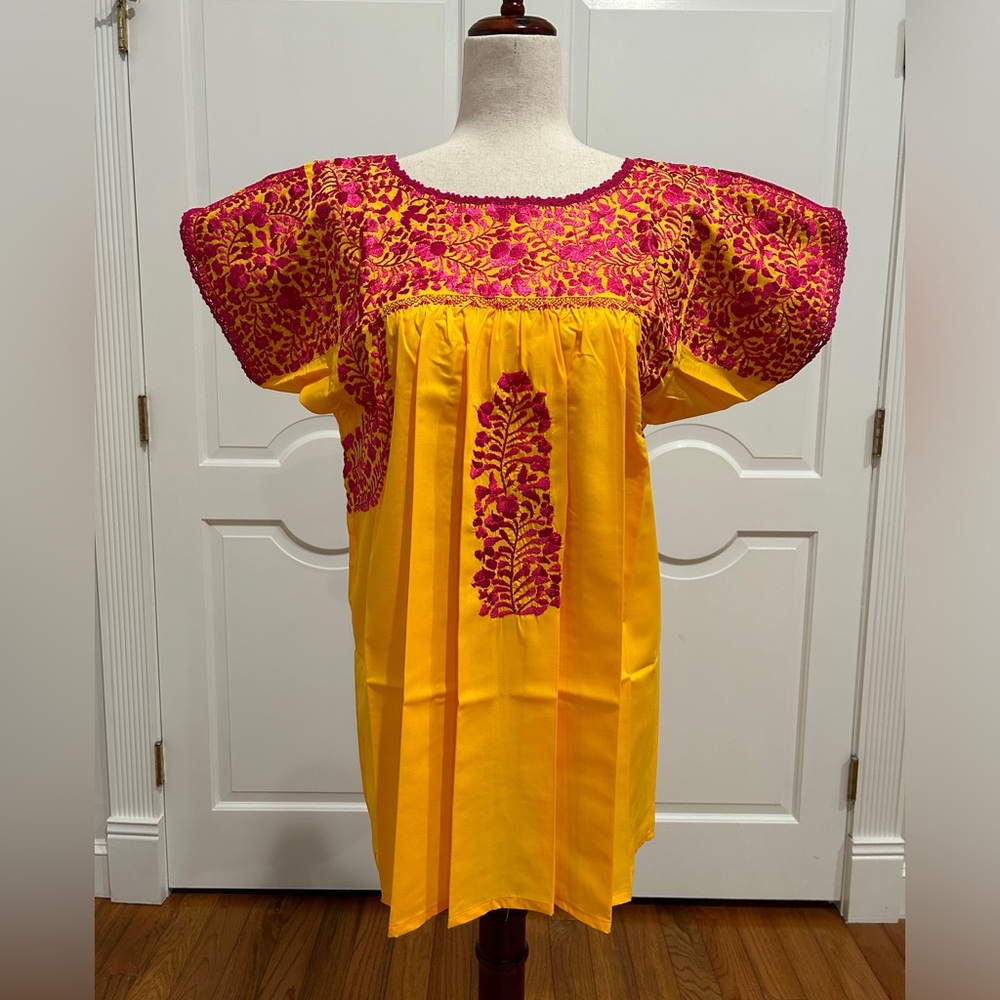 Hand Made Embroidered San Antonino Blouse, Mexican top, S/M/L.